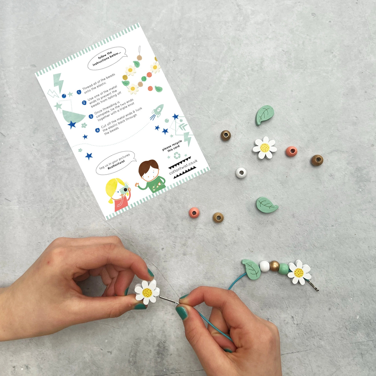 Daisy Chain Bracelet Making Kit