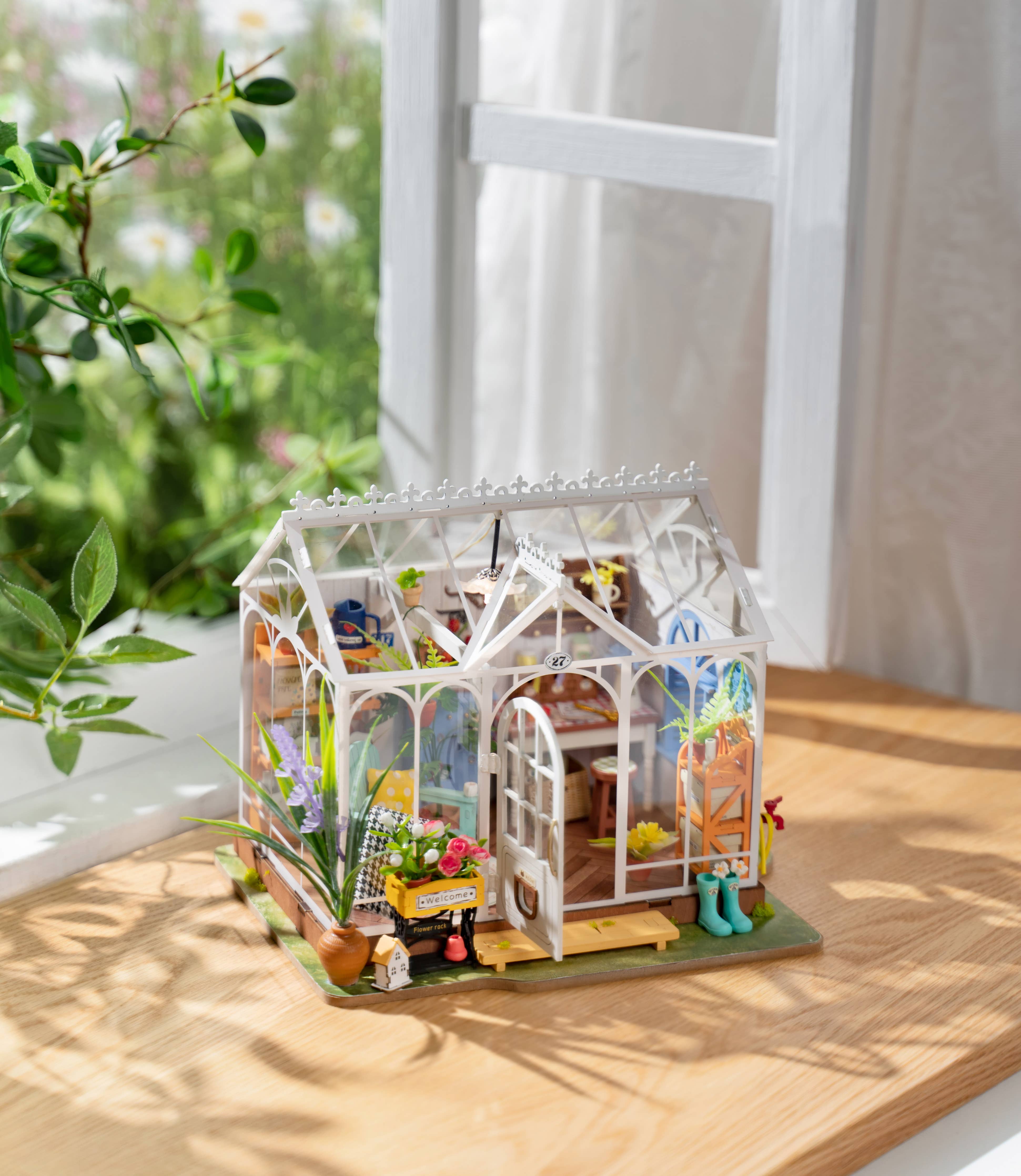 Dreamy Garden House: DIY Miniature House Kit