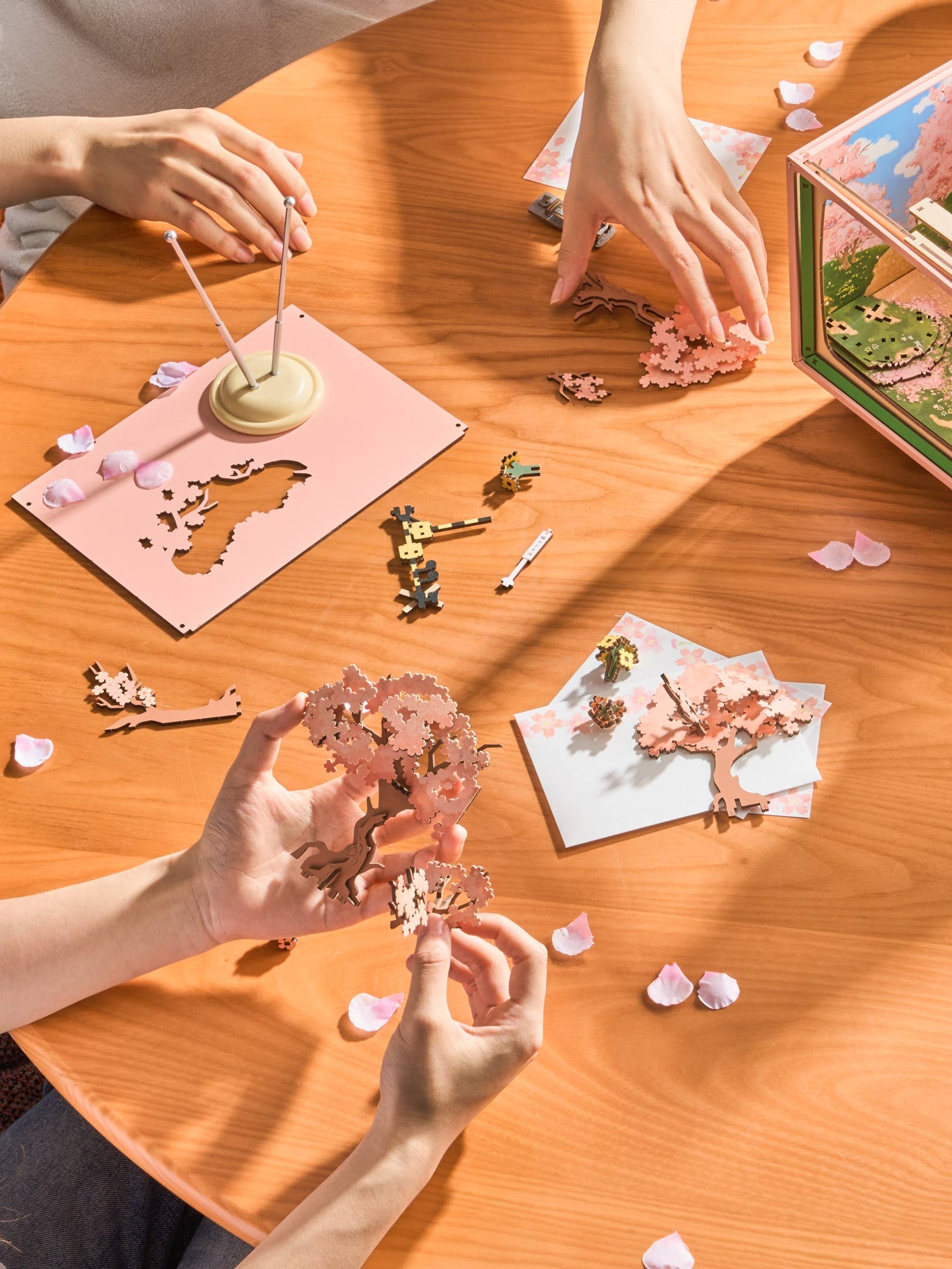 DIY Mechanical Music Box: Sakura Dreamy Tour