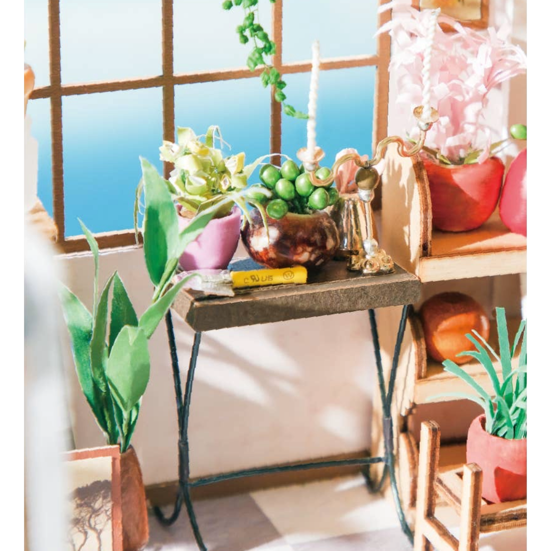 Happy Corner Emily's Flower Shop: DIY Miniature House Kit