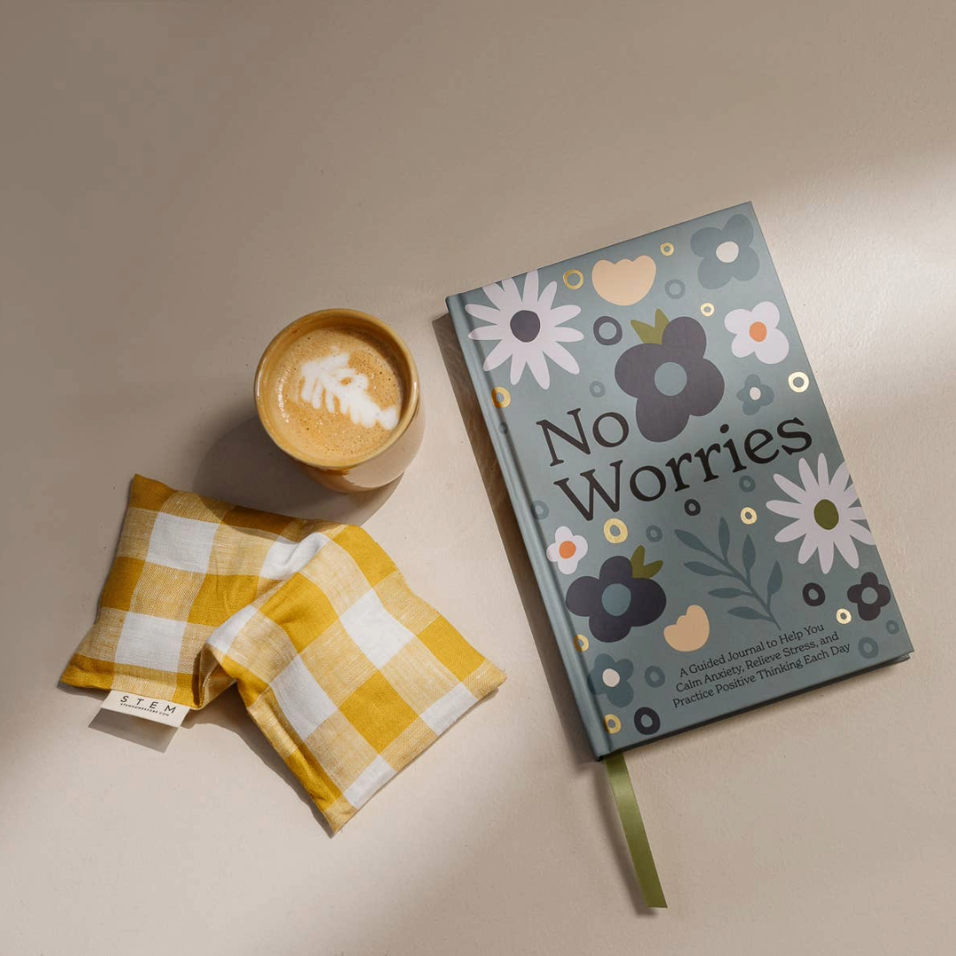 No Worries: A Guided Journal to Help You Calm Anxiety