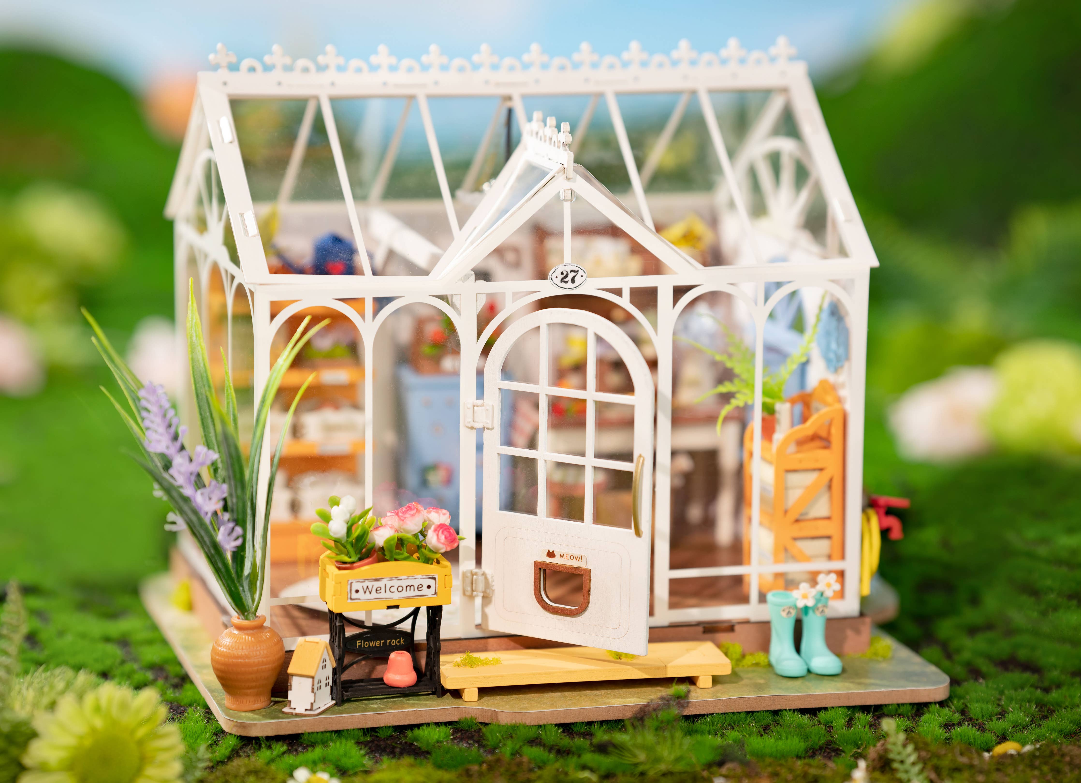 Dreamy Garden House: DIY Miniature House Kit
