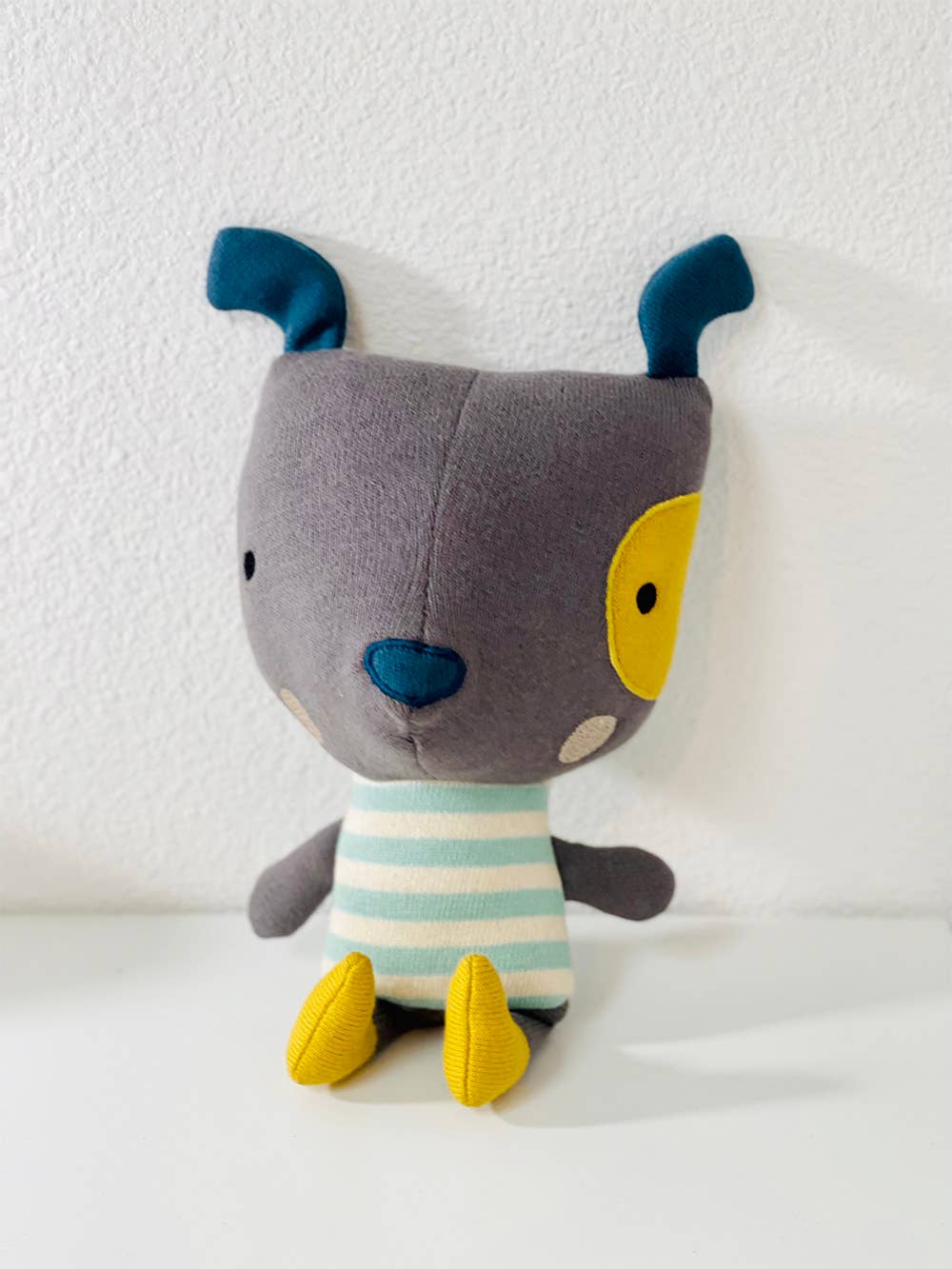 Phillipe Organic Cotton Dark Grey Dog