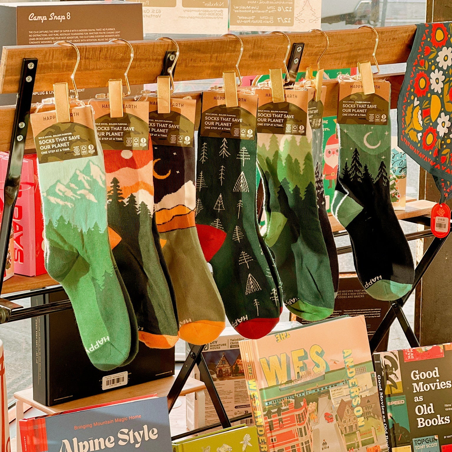 Apparel & Accessories