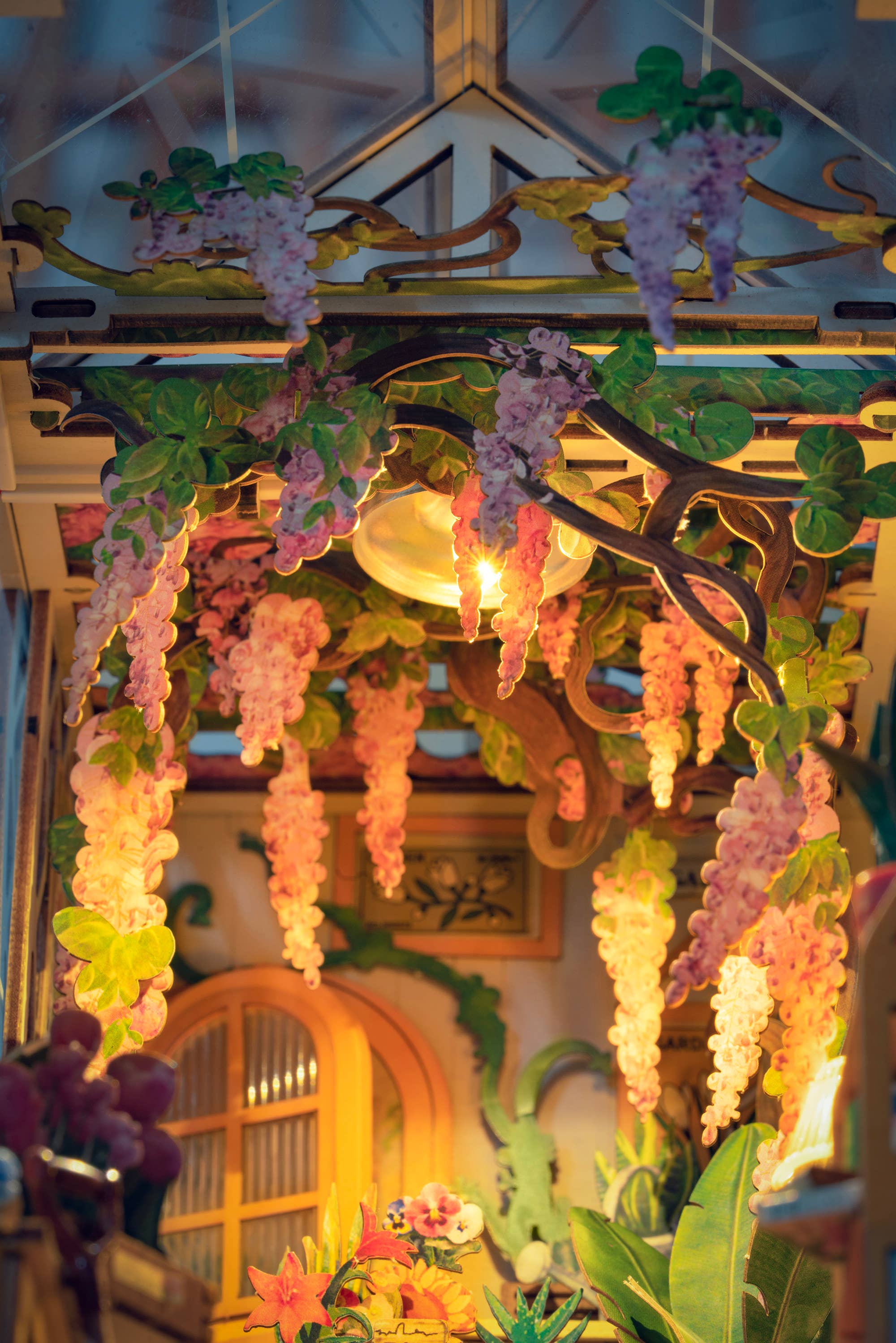 Garden House: DIY Miniature House Book Nook Kit