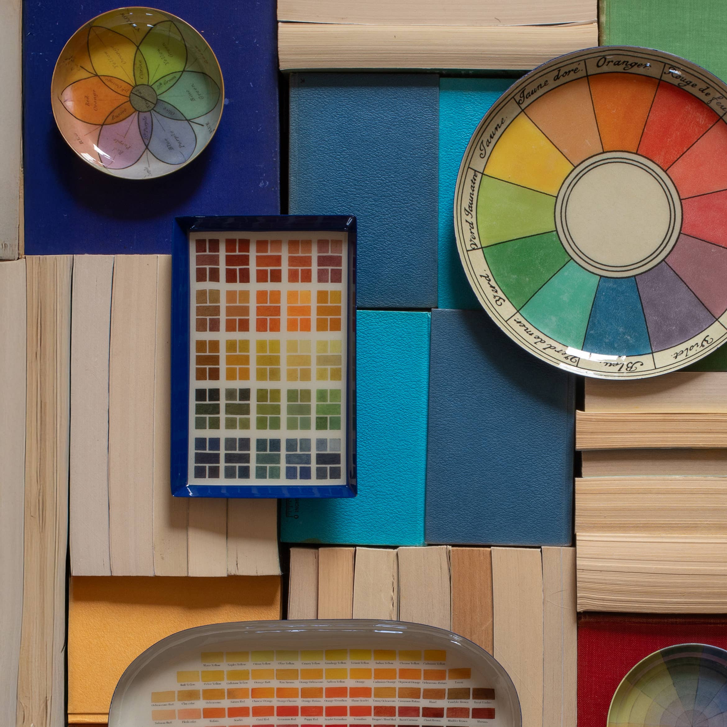 Chroma - A Round Enamel Tray