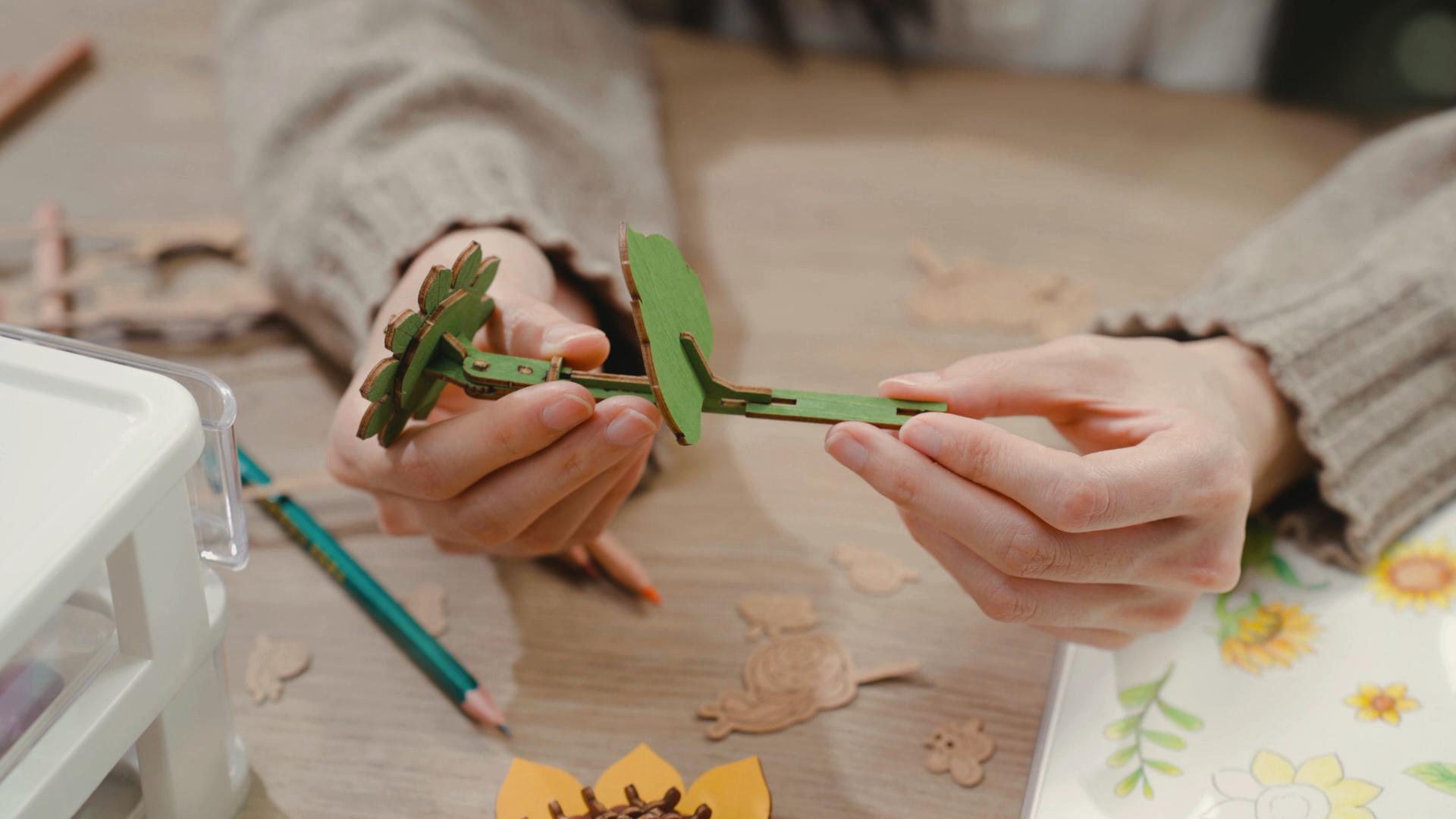3D Wooden Flower Puzzle: Sunflower