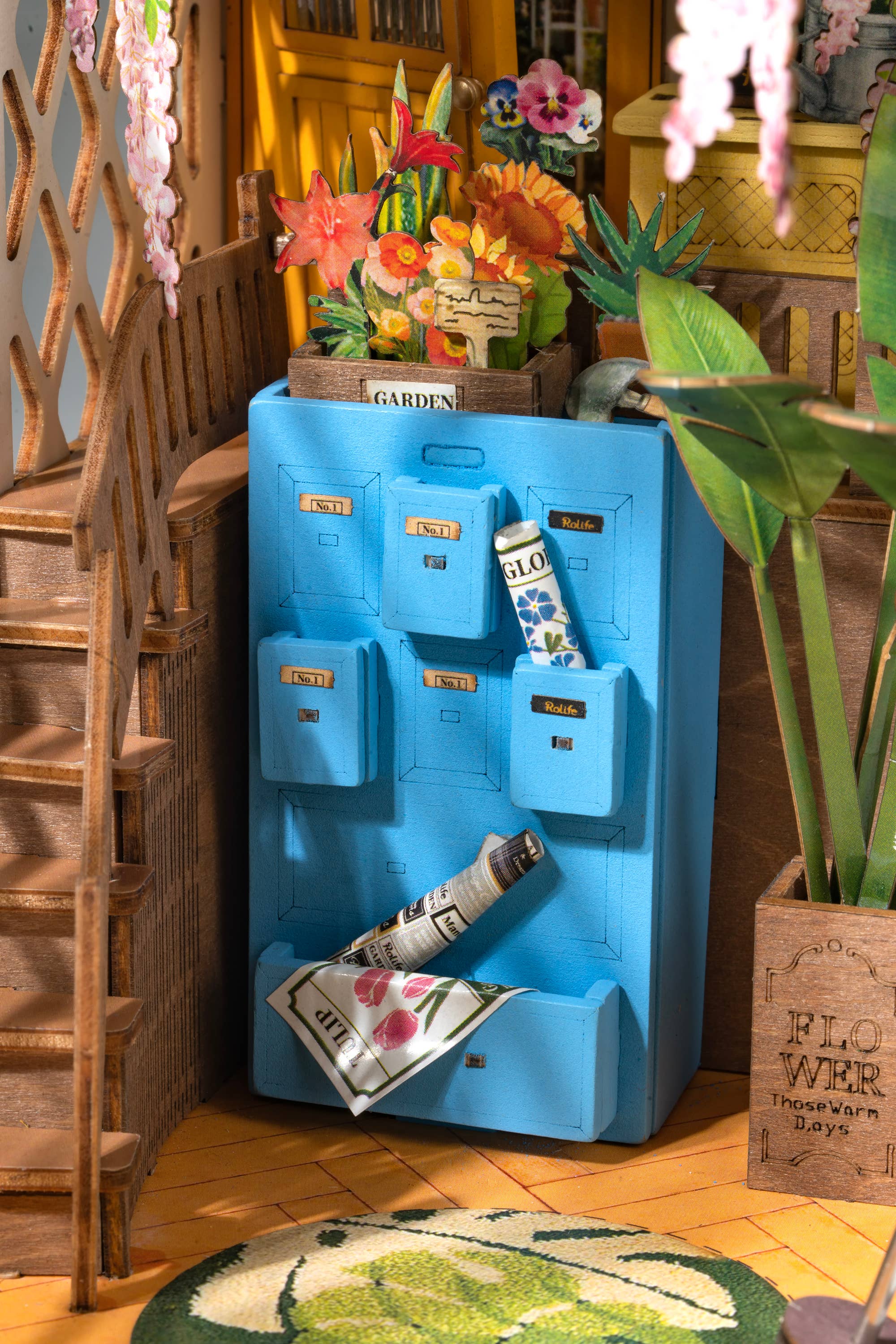 Garden House: DIY Miniature House Book Nook Kit