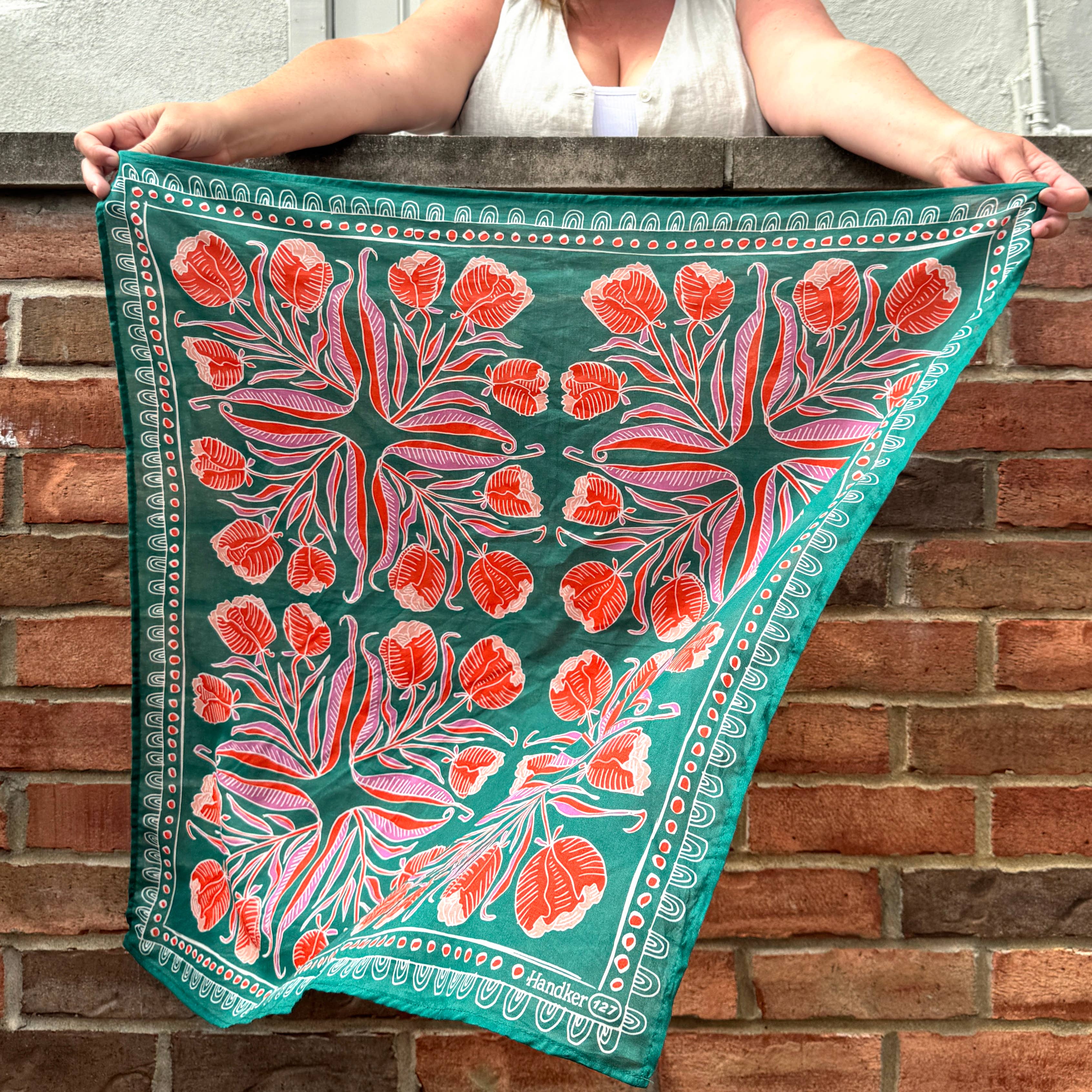 34" Wild Rag Winnie Bandana