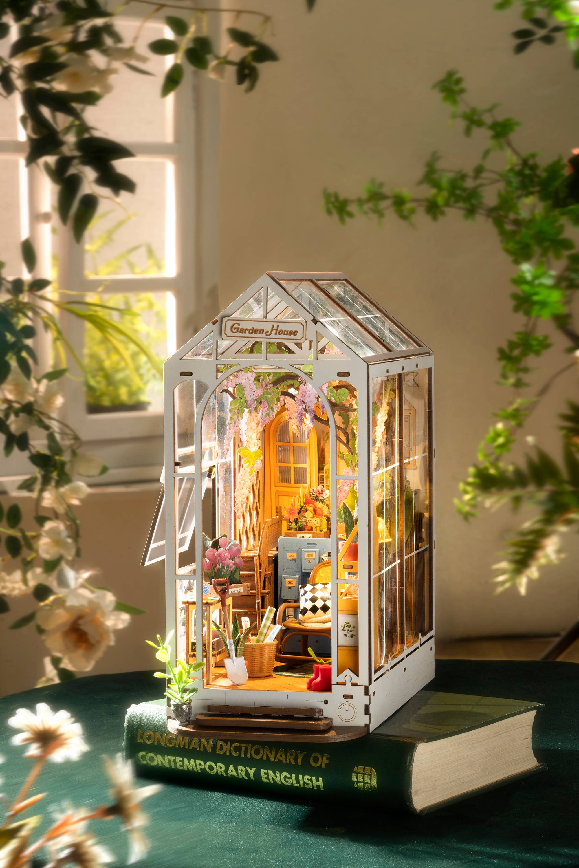 Garden House: DIY Miniature House Book Nook Kit