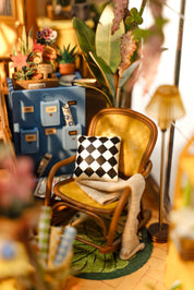 Garden House: DIY Miniature House Book Nook Kit