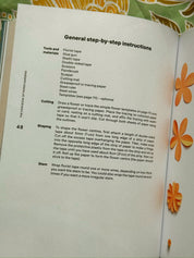 The Kew Book of Paper Gardens: 50 Botanical Paper Projects to Make
