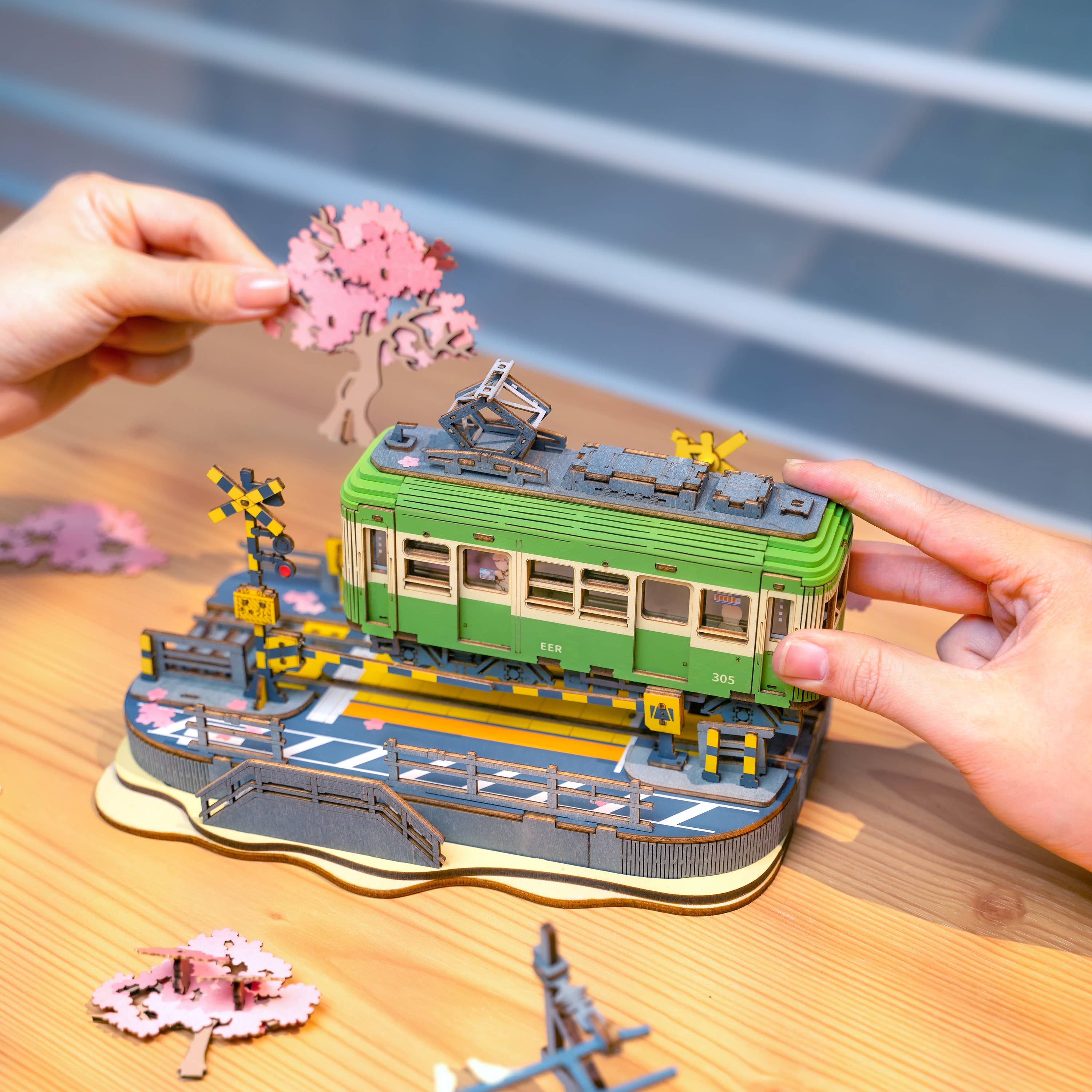 Sakura Tram: DIY Wooden Puzzle