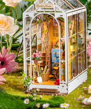 Garden House: DIY Miniature House Book Nook Kit