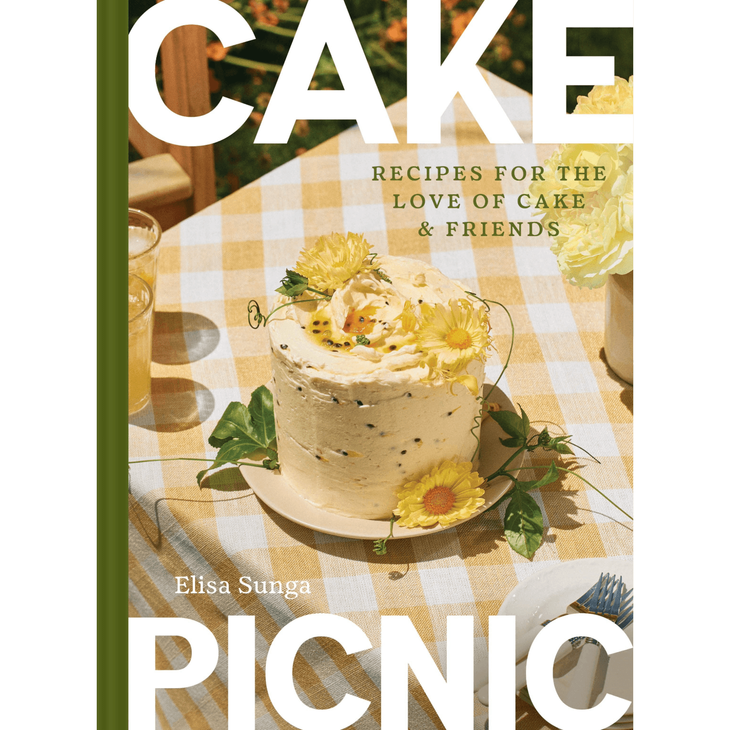 Book cover of 'Picnic Cake' with a cake and outdoor picnic table setting on the cover