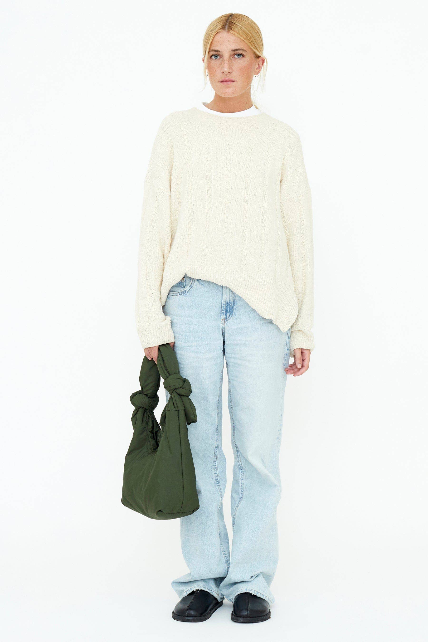 Biwa Puffy Shoulder Bag Mini Green